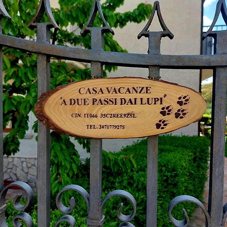 Willa A Due Passi Dai Lupi Civitella Alfedena Zewnętrze zdjęcie