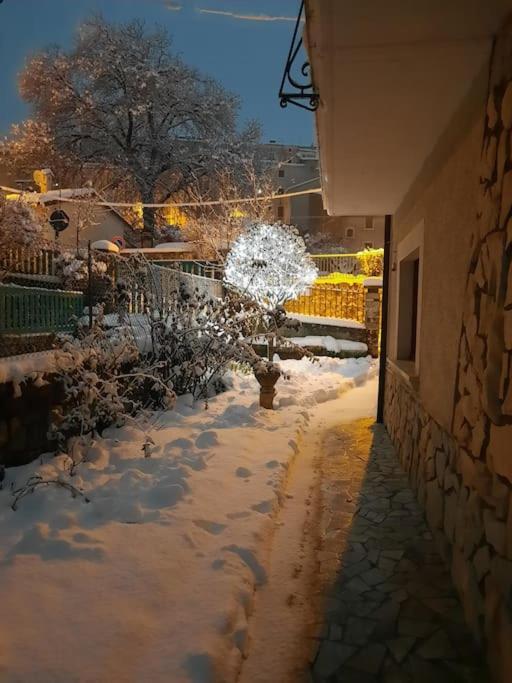 Willa A Due Passi Dai Lupi Civitella Alfedena Zewnętrze zdjęcie